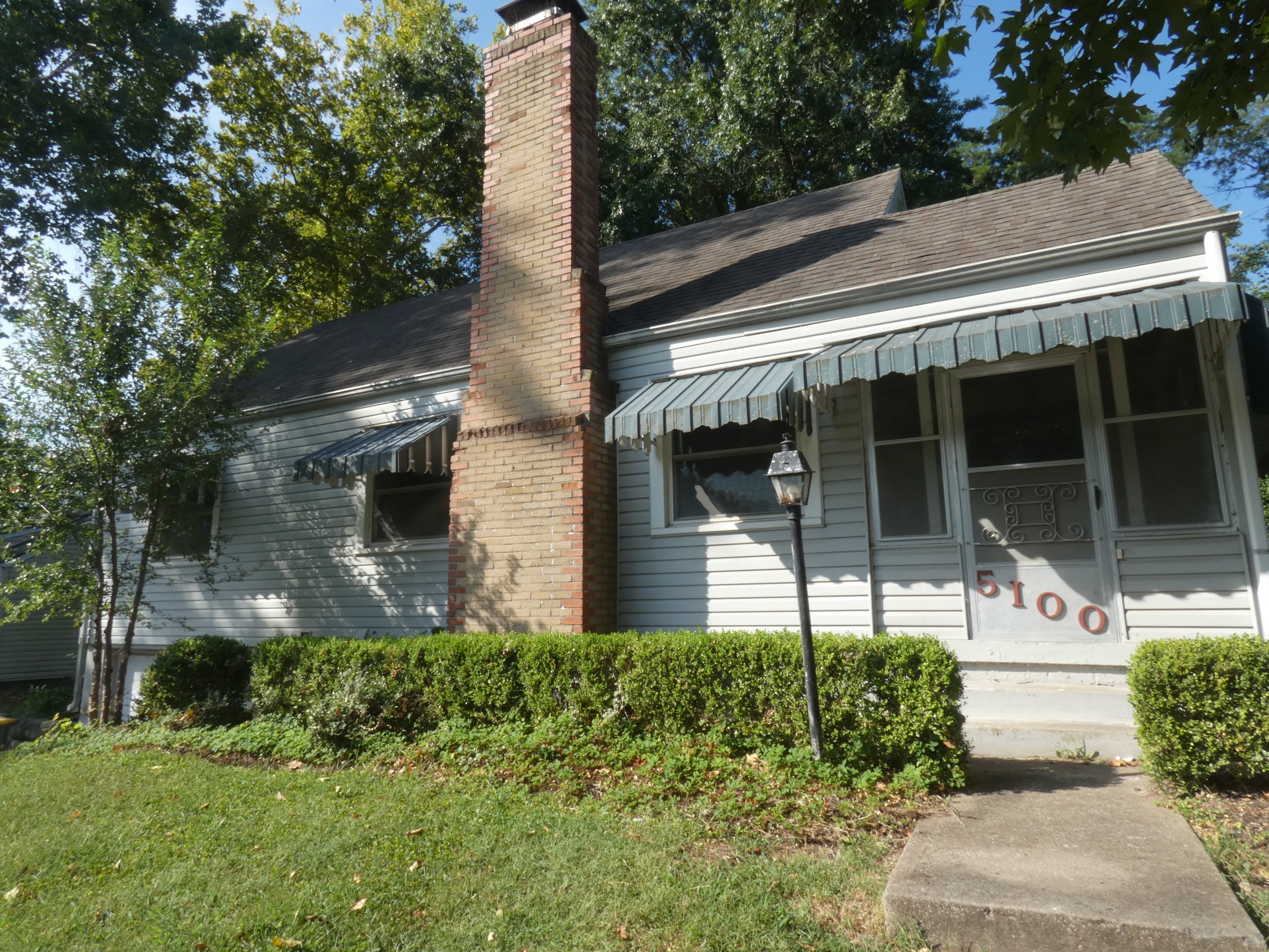 Property main image