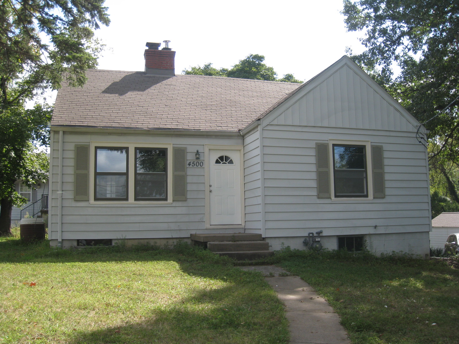 Property main image