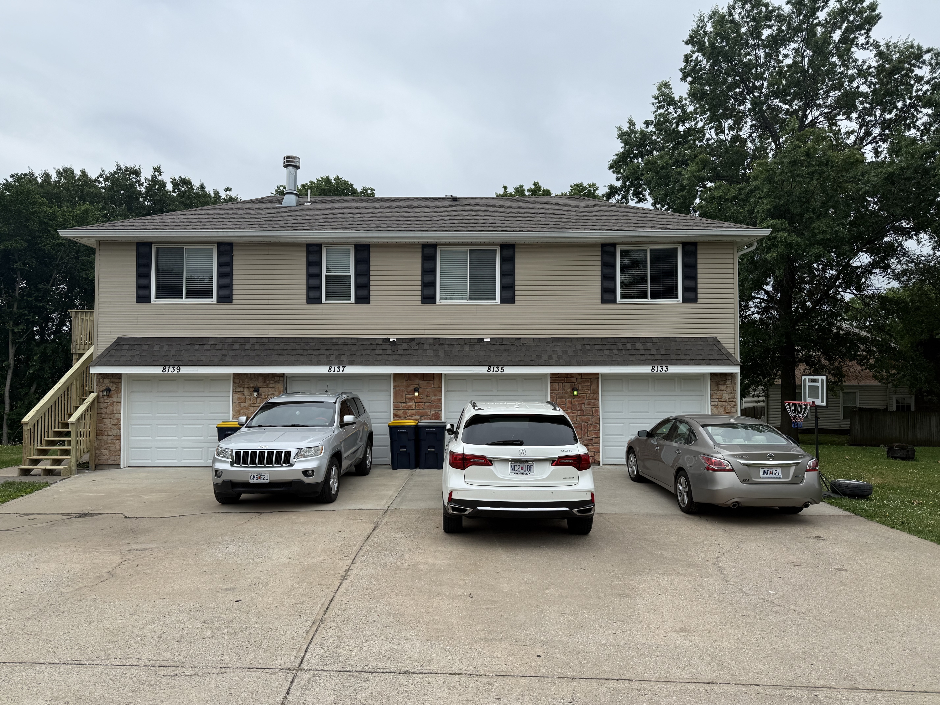 8135 N. Stoddard Ave.