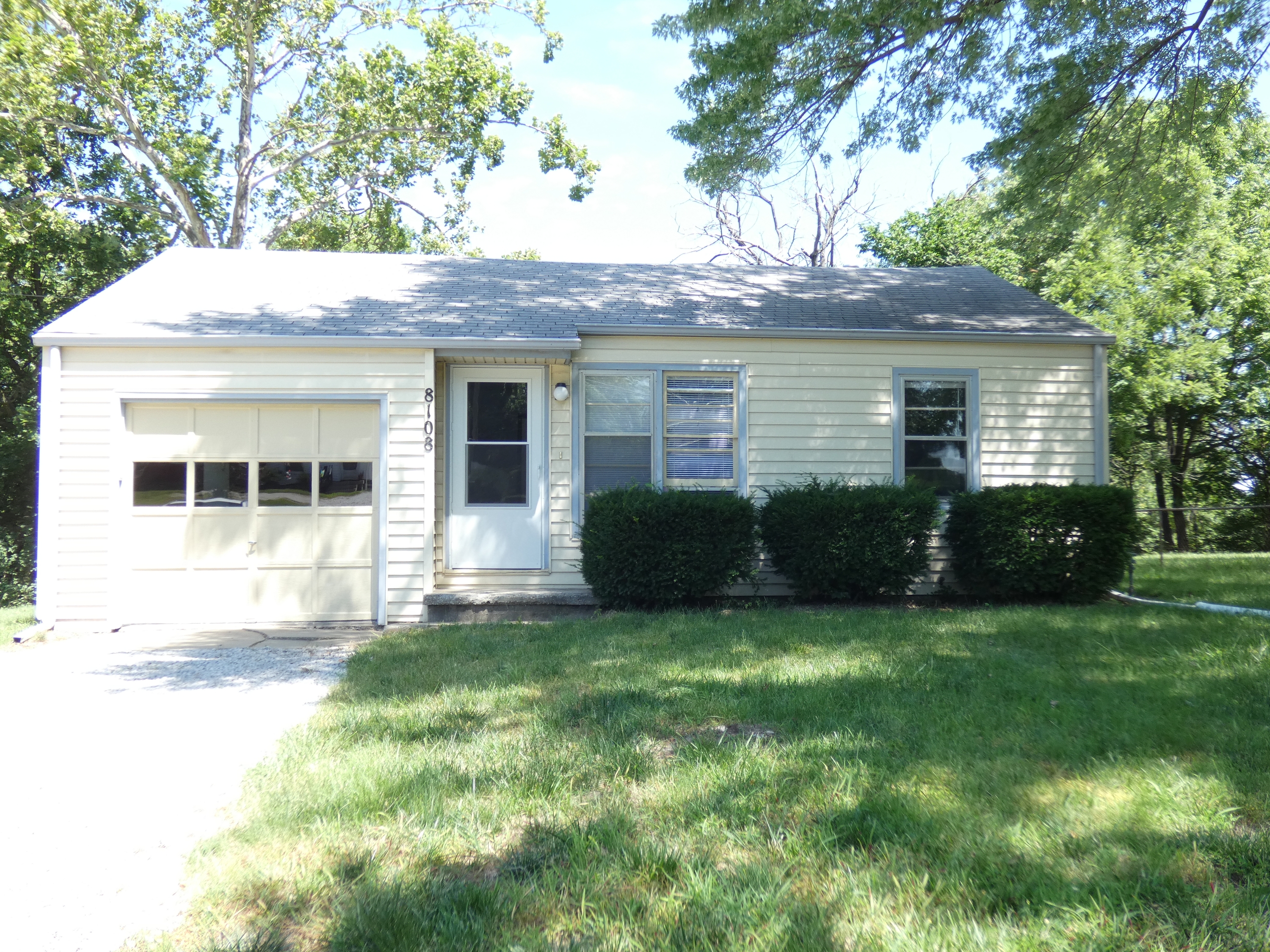 8108 NW 9-HWY